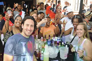 Indianapolis-summer spirits-party-with-friends.jpg